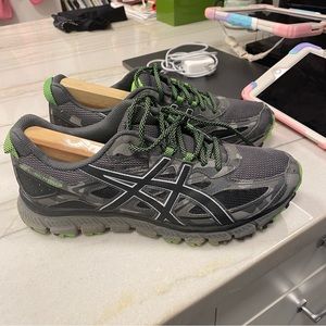 ASIC Gel Men’s Trail Running shoes - Grey Camo Size 9.5 M